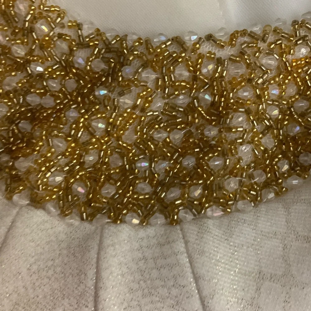 Cachet Gold Beaded Neckline Bodycon ivory Dress ‎ Sleeveless Size Small